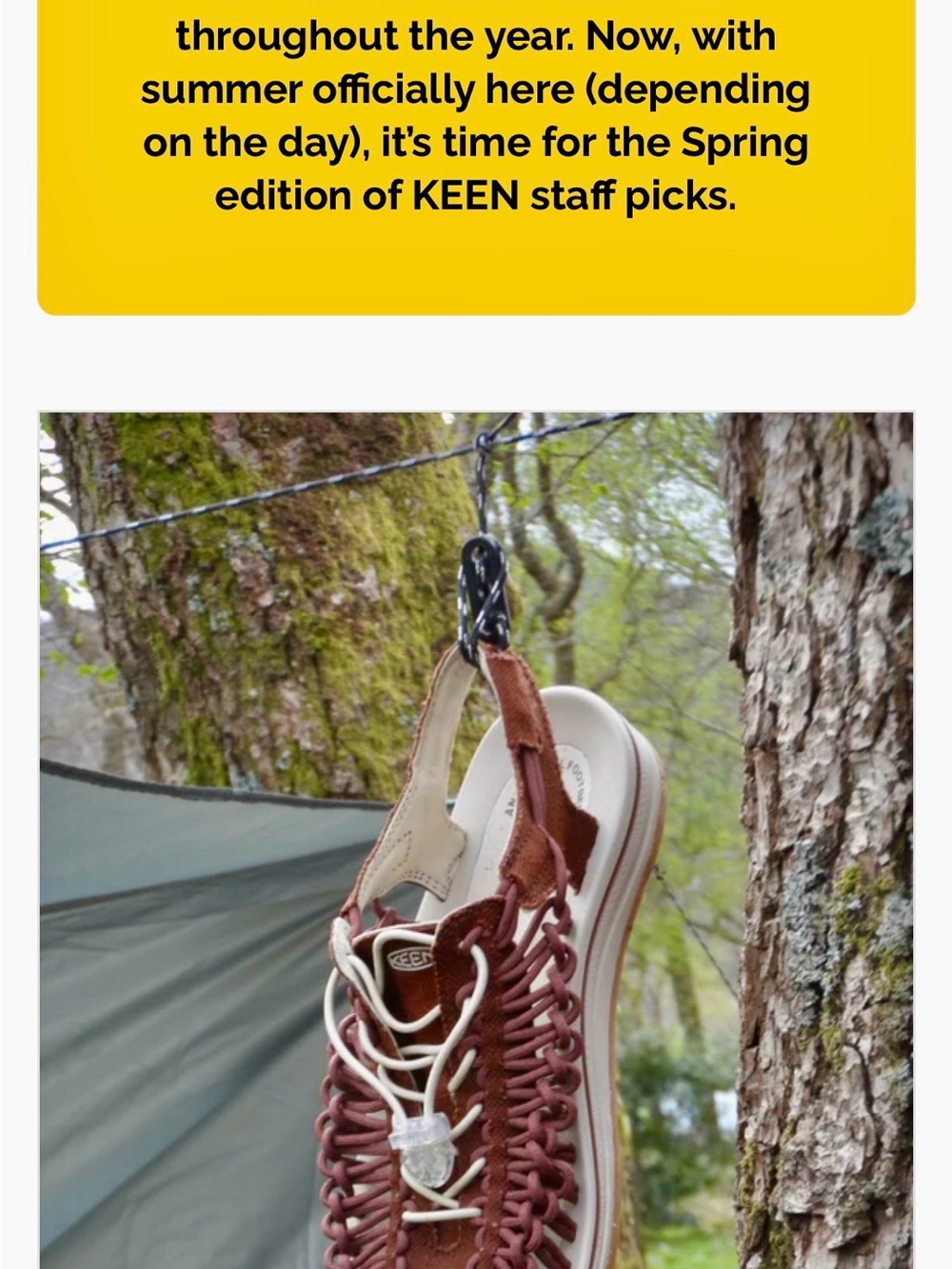 Keen Brown and Cream Woven Hanging Sandal Organizer
